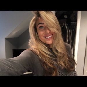 Meet your Posher, Nicole